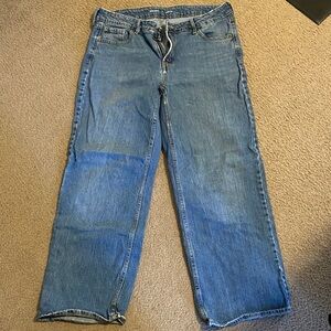 Old Navy Women’s Wide Leg Jeans